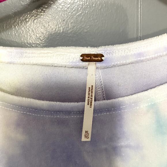 Free People Cloud Combo Tie Dye Bright Eyes Crewneck Velvet Baby Tee XL - Picture 4 of 7
